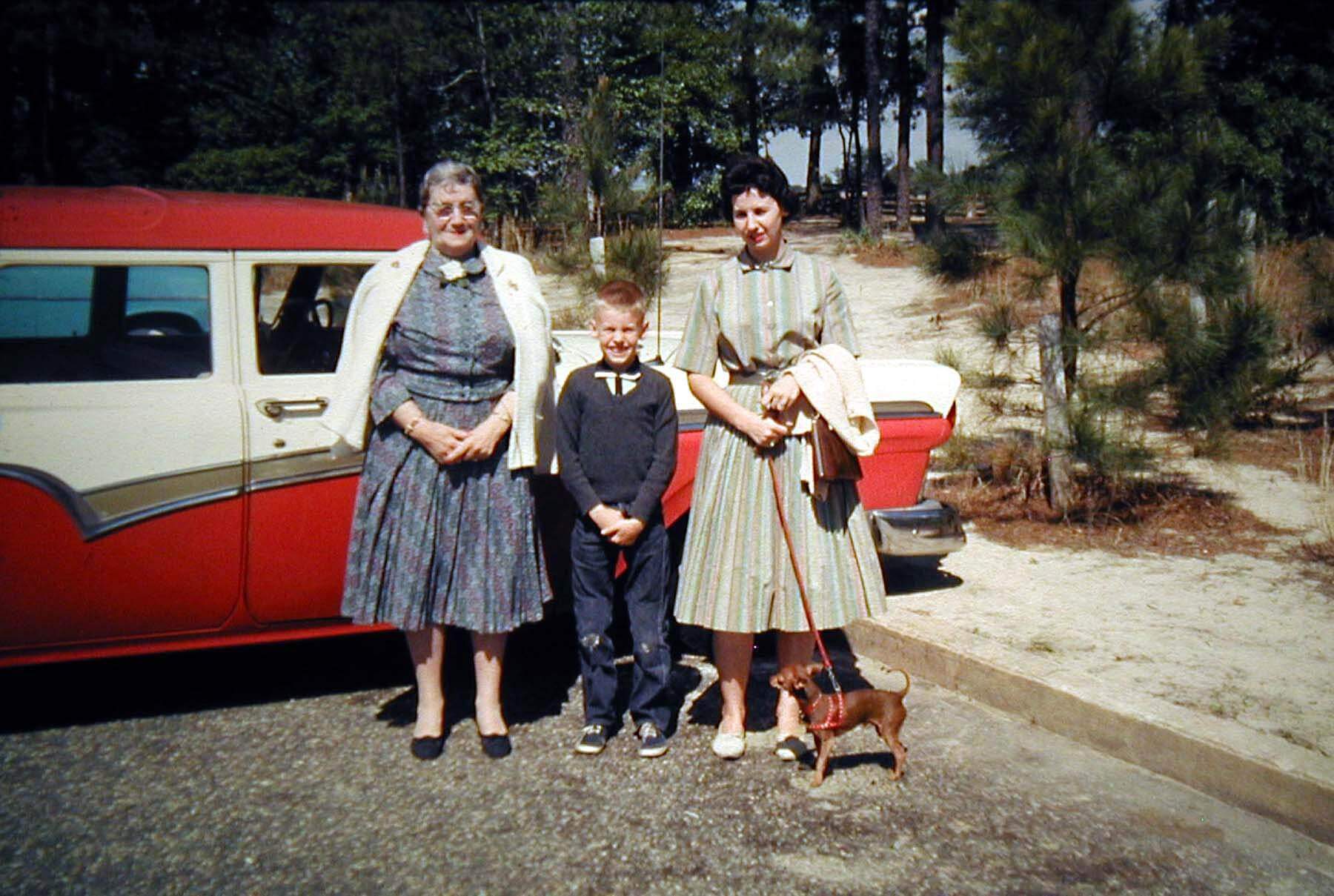 High-resolution 35mm slide scan example #2 — sharp detail and accurate color after 4000 ppi scanning